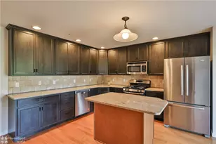 2606 Sapphire Ln, Bethlehem Township, PA 18020 - Photo 3