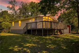2327 Doe Dr, Long Pond, PA 18334 - Photo 1