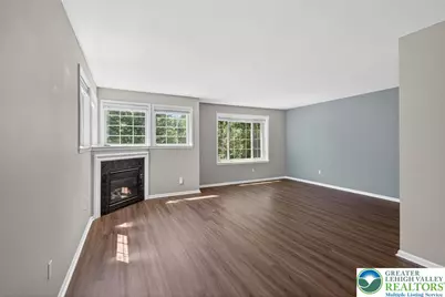 4073 Waterford Drive, Upper Saucon Township, PA 18034 - Photo 9