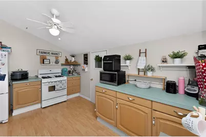 1121 Front Street, North Catasauqua Bor, PA 18032 - Photo 13