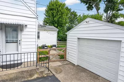 1802 Snyder Street, Bethlehem City, PA 18017 - Photo 27