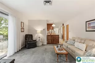 1030 N 7th St, Emmaus Boro, PA 18049 - Photo 9