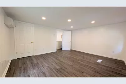 2057 S Delaware Drive, Upper Mt Bethel Twp, PA 18343 - Photo 13
