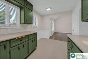 2038 Vista Dr, Bethlehem City, PA 18018 - Photo 33