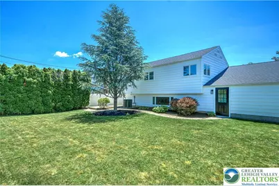 2038 Vista Drive, Bethlehem City, PA 18018 - Photo 9