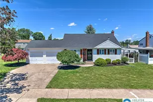 2038 Vista Dr, Bethlehem City, PA 18018 - Photo 3