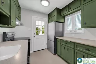 2038 Vista Dr, Bethlehem City, PA 18018 - Photo 29