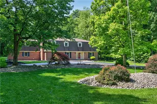1371 Stoke Park Rd, Hanover Twp, PA 18017 - Photo 3
