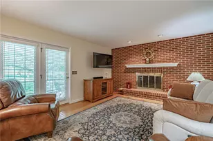 2855 Meadow Ln, North Whitehall Township, PA 18078 - Photo 25