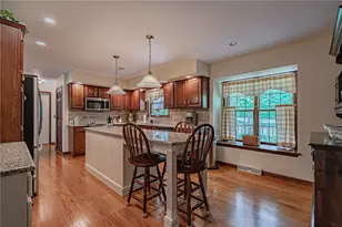 2855 Meadow Ln, North Whitehall Township, PA 18078 - Photo 21