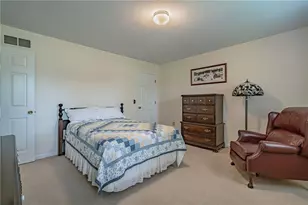2855 Meadow Ln, North Whitehall Township, PA 18078 - Photo 37