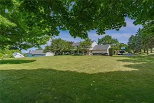 2855 Meadow Ln, North Whitehall Township, PA 18078 - Photo 9