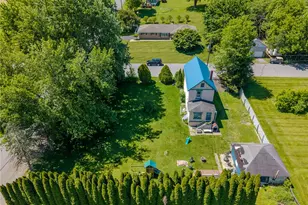 2112 Abbruzzi Ave, Lower Mt Bethel Twp, PA 18013 - Photo 7