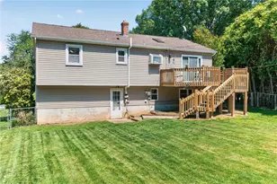 1052 Debbie Ln, Salisbury Township, PA 18103 - Photo 17