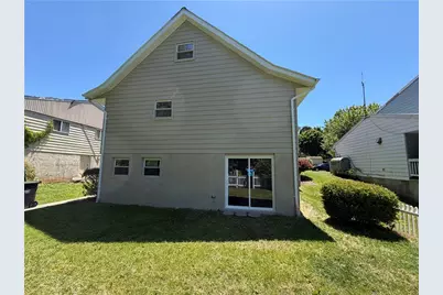 1423 Garden Avenue, Salisbury Township, PA 18103 - Photo 5