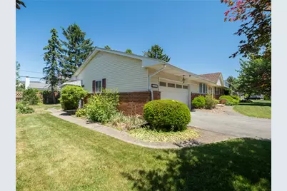 7515 Woodbine, Lower Macungie Township, PA 18062 - Photo 3