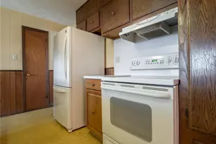 7515 Woodbine, Lower Macungie Township, PA 18062 - Photo 5