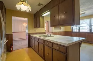 7515 Woodbine, Lower Macungie Township, PA 18062 - Photo 9