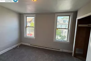 410 E 4th St, Bethlehem City, PA 18015 - Photo 5