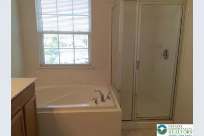 1073 Sparrow Way, Upper Macungie Township, PA 18031 - Photo 9