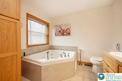1212 Acacia, Hawley, PA 18428 - Photo 37