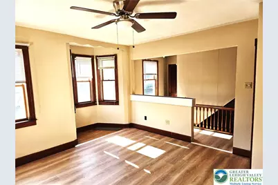 121 N New Street, Nazareth, PA 18064 - Photo 5
