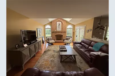 4114 Rochelle Drive, South Whitehall Township, PA 18104 - Photo 9