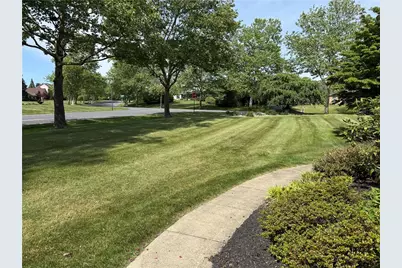 4114 Rochelle Drive, South Whitehall Township, PA 18104 - Photo 3