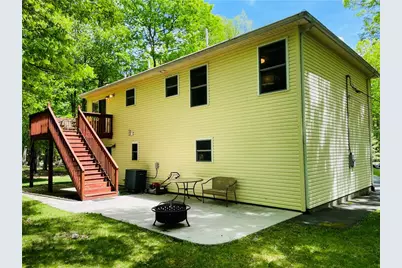 9 Sycamore Circle, Penn Forrest, PA 18210 - Photo 5