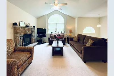 9 Sycamore Circle, Penn Forrest, PA 18210 - Photo 7