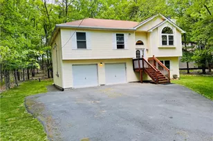 9 Sycamore Cir, Penn Forrest, PA 18210 - Photo 31