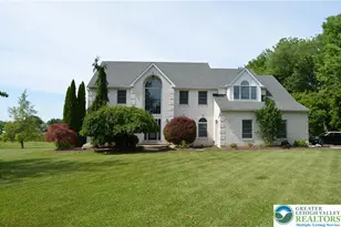 860 Newlins Rd, Easton, PA 18040 - Photo 1