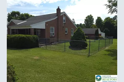 1040 Pennsylvania Avenue, Emmaus Boro, PA 18049 - Photo 9
