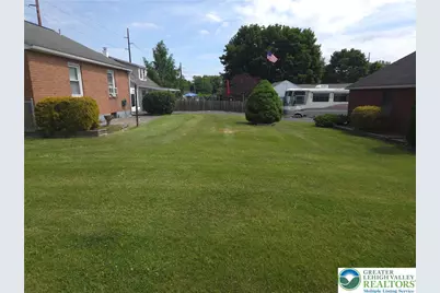 1040 Pennsylvania Avenue, Emmaus Boro, PA 18049 - Photo 11