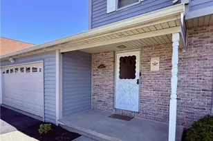 510 Greenview Dr, Northampton Boro, PA 18067 - Photo 11