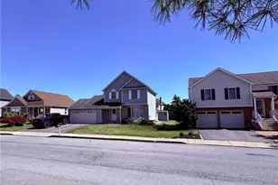510 Greenview Dr, Northampton Boro, PA 18067 - Photo 9