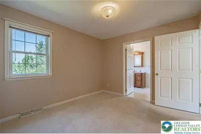 4542 Springfield Drive, North Whitehall Township, PA 18037 - Photo 47