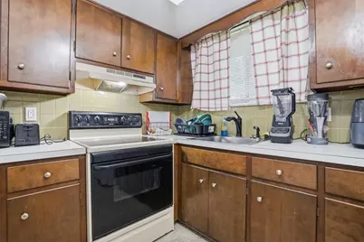 2116 S 1st Avenue, Whitehall Township, PA 18052 - Photo 11