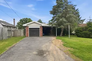 2116 S 1st Ave, Whitehall Township, PA 18052 - Photo 37