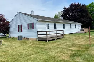 94 Jonathan Dr, Palmer Twp, PA 18045 - Photo 7