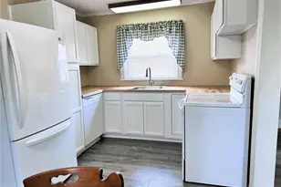 209 Middle St, Catasauqua Boro, PA 18032 - Photo 5