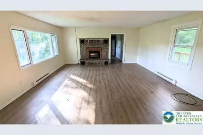 167 Independence Road, East Stroudsburg, PA 18301 - Photo 3
