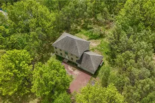 109 Colleen Dr, Tunkhannock Twp, PA 18610 - Photo 3