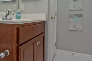 6303 Valor Dr, Bethlehem City, PA 18017 - Photo 11