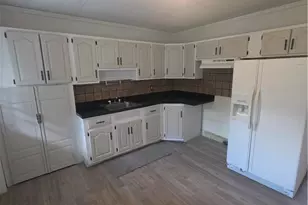 108 W Moser Ave, Coaldale Boro, PA 18218 - Photo 9