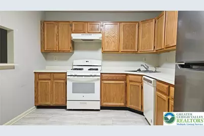 1884 Mansfield Street, Lower Saucon Township, PA 18055 - Photo 5