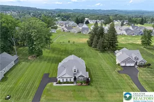 7733 Valor Dr, Springfield Twp, PA 18036 - Photo 33