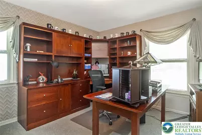 1148 Meadowbrook Circle W, Allentown City, PA 18103 - Photo 25