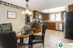 1148 Meadowbrook Cir W, Allentown City, PA 18103 - Photo 13