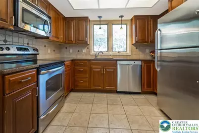 1148 Meadowbrook Circle W, Allentown City, PA 18103 - Photo 15